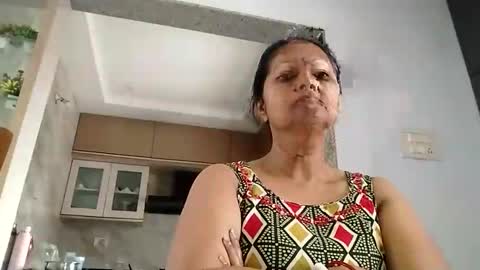 Snapshot of n298033 chatting on 5, 3, 2026 n298033 online show from 5, 3, 2026