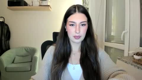 Snapshot of nadiaa06 chatting on 17, 11, 2025 Nadiaaa006 online show from 17, 11, 2025