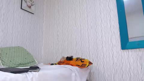 Snapshot of nadiawhite_ chatting on 17, 2, 2025 Nadia online show from 17, 2, 2025