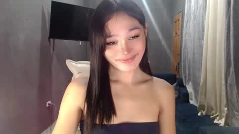 nadiestar online show from 18, 2, 2025