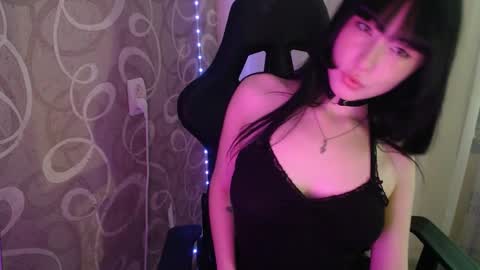 Naemi online show from 10, 9, 2025