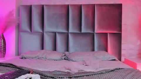 Naenia online show from 3, 2, 2026