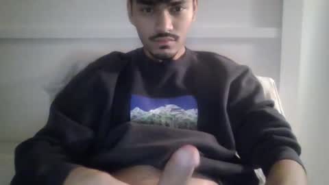 Snapshot of nah1511 chatting on 4, 12, 2025 Himmm online show from 4, 12, 2025