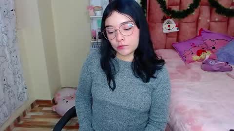 nahia cute     only   online show from 7, 1, 2025