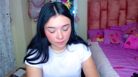 nahia cute     only   online show from 21, 2, 2025