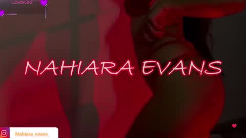 Snapshot of nahiara_evans_ chatting on 21, 10, 2025 NAHIARA EVANS online show from 21, 10, 2025