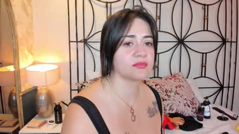 Nahomi  online show from 20, 9, 2025