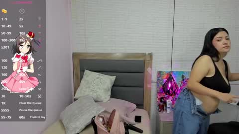 Snapshot of nahomirosse chatting on 18, 9, 2025 SHELBY online show from 18, 9, 2025