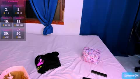 Snapshot of nahomy_ryans chatting on 2, 10, 2025 Nahomy online show from 2, 10, 2025