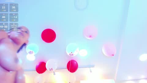 Nahomy online show from 14, 2, 2025