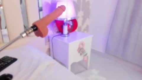 Nahomy Roberts online show from 23, 2, 2026