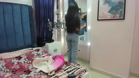 nai_blue online show from 18, 10, 2025
