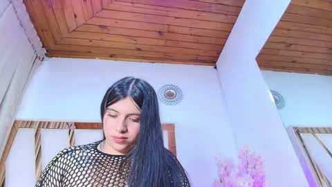 Naia x online show from 15, 11, 2025