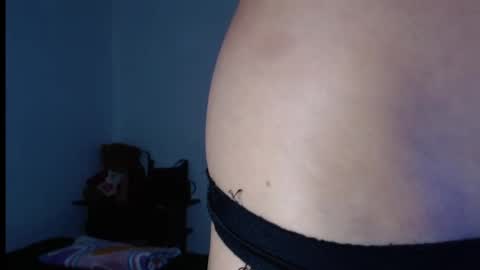 Snapshot of naiakit18 chatting on 6, 3, 2025 naiakit18 online show from 6, 3, 2025