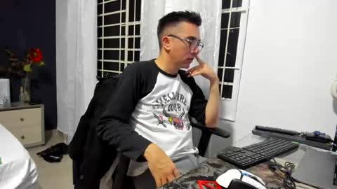 nailedbloom online show from 18, 6, 2026