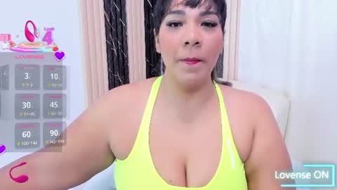 Snapshot of nailha1 chatting on 19, 6, 2026 Nailha online show from 19, 6, 2026