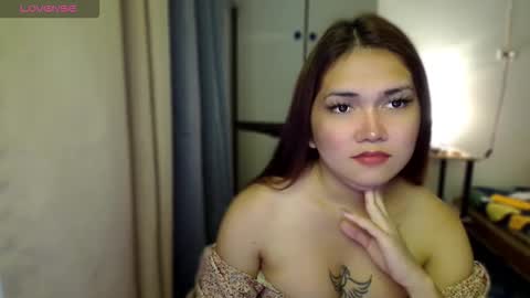 Snapshot of naisha143 chatting on 6, 10, 2025 MARY MAE online show from 6, 10, 2025