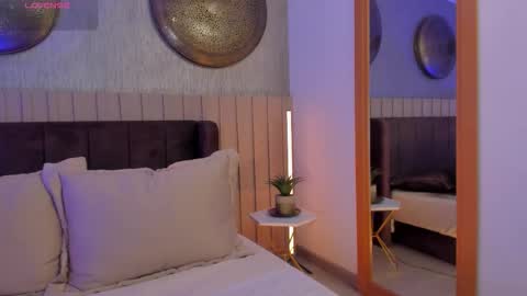 Snapshot of naishaford_1 chatting on 12, 11, 2025 Naisha Ford online show from 12, 11, 2025