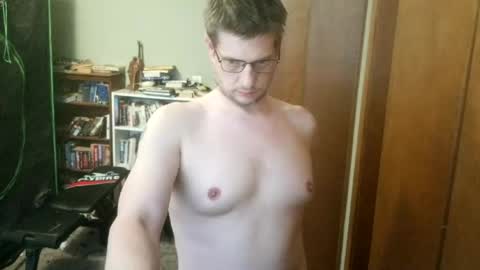 Snapshot of nakedcav chatting on 7, 8, 2026 NakedClown online show from 7, 8, 2026