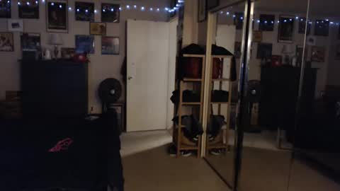 Snapshot of nakedmonkey chatting on 11, 12, 2024 nakedmonkey online show from 11, 12, 2024