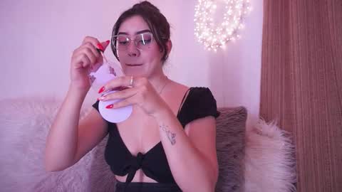 Nalia Adams online show from 20, 10, 2025