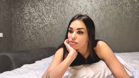 Lady online show from 10, 5, 2026