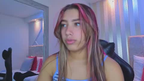 nami_sweet_ online show from 27, 10, 2025