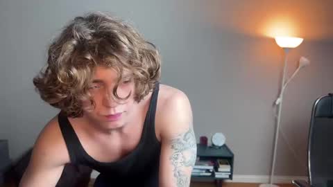 Georges online show from 7, 3, 2025