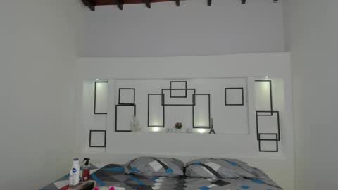 Namoi Smith online show from 14, 2, 2025