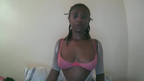 nana2095 online show from 11, 6, 2026