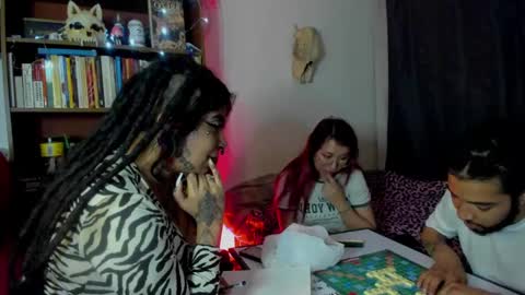 Snapshot of nana_cirkuss chatting on 8, 10, 2025 Val online show from 8, 10, 2025