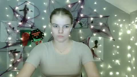 Nana online show from 10, 10, 2025