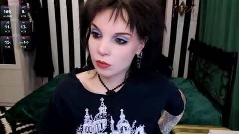 Snapshot of nancyaddams chatting on 21, 11, 2025 Nancy online show from 21, 11, 2025