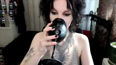 Nancy online show from 27, 6, 2026