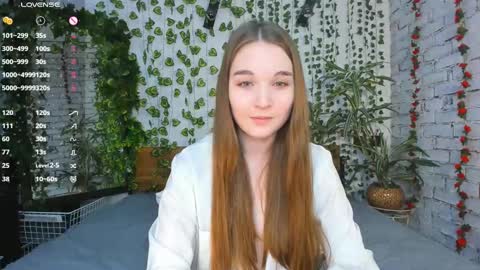 Snapshot of nancycaseys chatting on 13, 2, 2025 Luna online show from 13, 2, 2025