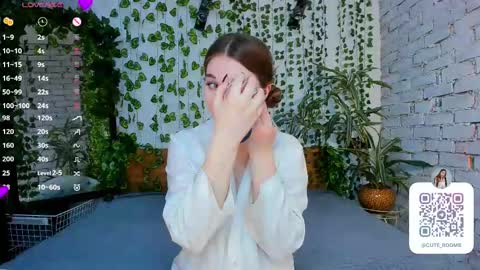 Snapshot of nancycaseys chatting on 11, 3, 2025 Luna online show from 11, 3, 2025