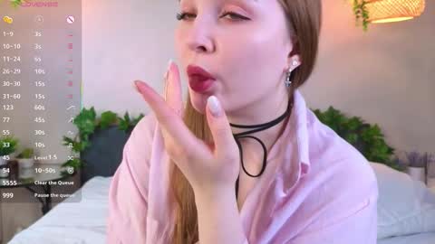 Snapshot of nancycaseys chatting on 22, 11, 2025 Luna online show from 22, 11, 2025