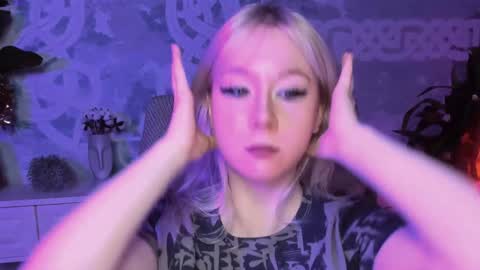 nancymartinez online show from 10, 1, 2025