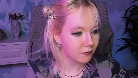 nancymartinez online show from 10, 1, 2025