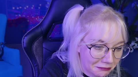 nancymartinez online show from 13, 1, 2025