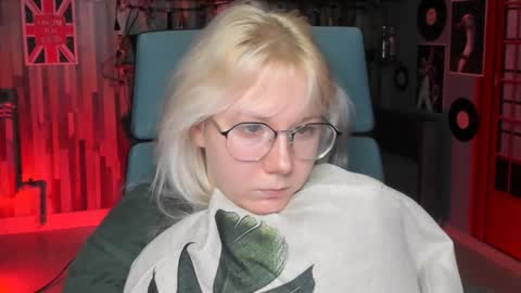 nancymartinez online show from 25, 1, 2025