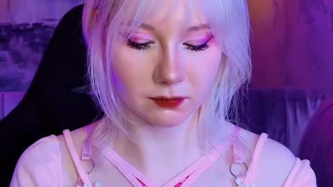 nancymartinez online show from 13, 2, 2025