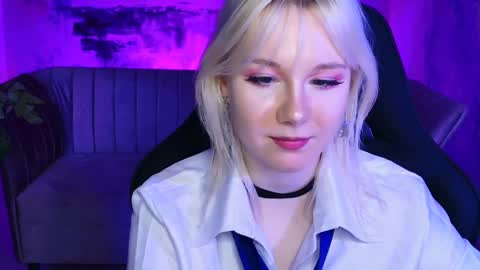 nancymartinez online show from 28, 2, 2025