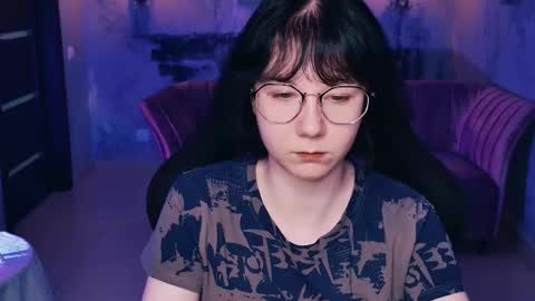 nancymartinez online show from 15, 9, 2025