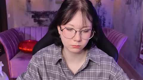 nancymartinez online show from 17, 10, 2025