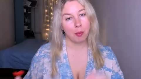 Snapshot of nancysanders chatting on 20, 6, 2026 Nancy online show from 20, 6, 2026