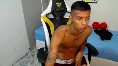 nando_col online show from 19, 10, 2025