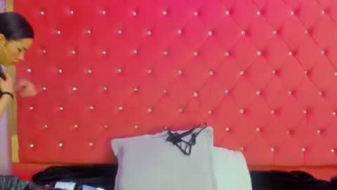 nanis james15 online show from 1, 4, 2026