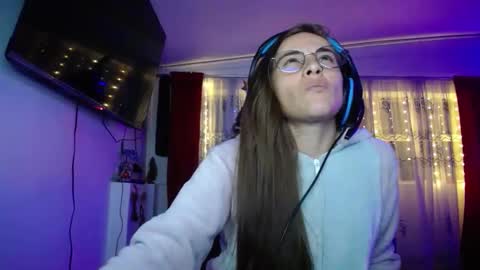 Snapshot of nanna_yoshi chatting on 11, 12, 2024 nanna yoshi online show from 11, 12, 2024