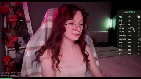 Snapshot of nannoyou chatting on 8, 11, 2025 NannoNancy online show from 8, 11, 2025